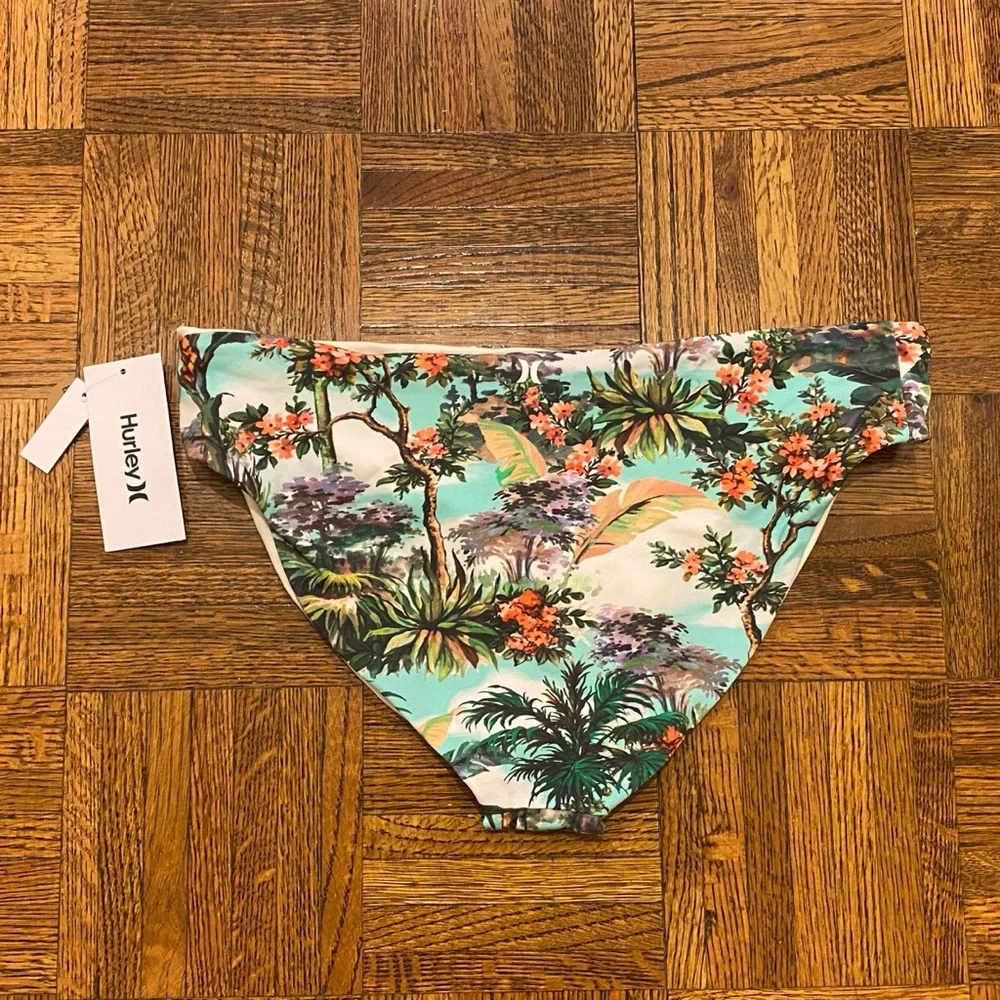 Hurley Women’s Standard Full Bikini Bottom - Escape Multi